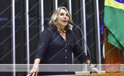 Câmara Federal aprova uso de linguagem simples em órgãos públicos e proíbe “todes”