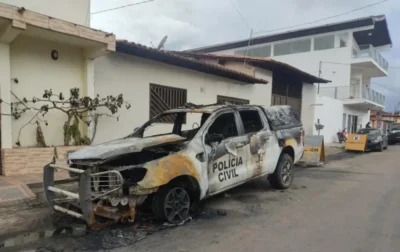“A que ponto o Maranhão chegou?”, diz deputado sobre ataque contra viatura da Polícia Civil de Vargem Grande
