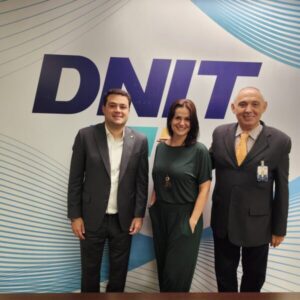 Leandro Bello cobra melhorias para a BR-226 em reunião com o DNIT
