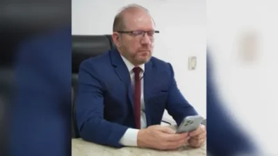 Othelino apresenta ações contra Zé Inácio e revista Veja
