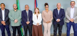 Iracema Vale recebe representantes do setor turístico e da SEPE para tratar da Pré-COP 30