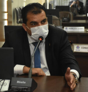 Vereador Álvaro Pires solicita isenção do pagamento de Iluminação Pública em São Luís