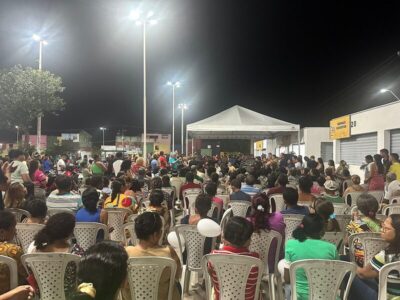 Astro de Ogum reúne multidão para dialogar na Vila Palmeira