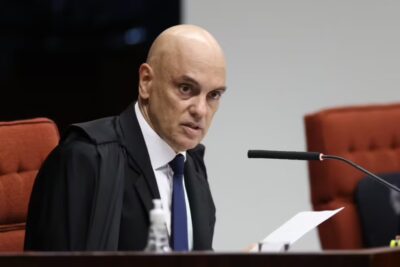 Moraes propõe 17 anos de prisão para réu que sentou em cadeira do STF no 8 de Janeiro