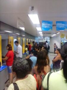 Bancos fecham na sexta- feira (21) e só retornam na quarta-feira de cinzas