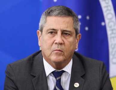 Braga Netto ordenou ataques ao então comandante do Exército, diz PF