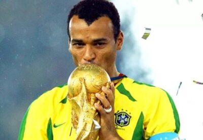 Cafu fala sobre o cenário do futebol brasileiro e a esperança pelo hexa