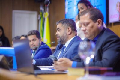 Câmara aceita denúncia de quebra de decoro parlamentar contra Domingos Paz