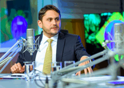 Juscelino Filho celebra lei que oficializa Dia Nacional do Rádio