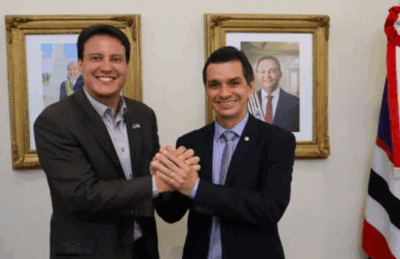 O justo reconhecimento de Felipe Camarão a Ricardo Arruda