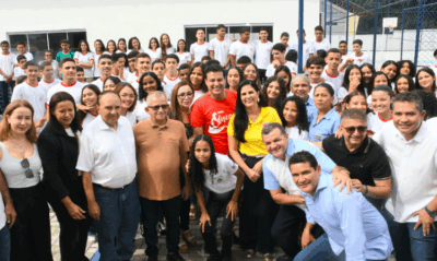 Camarão cumprindo com lealdade e retidão o seu papel de vice