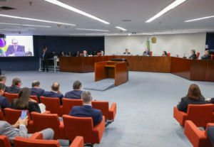 STF decide hoje se Bolsonaro e aliados virarão réus nesta quarta-feira (26)