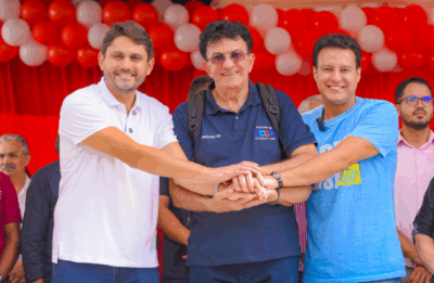 Juscelino prestigia aniversário de 129 anos de Codó