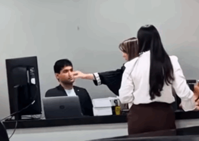 Juíza encerra sessão após discussão sobre cadeira com promotor