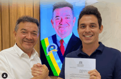 Ex-prefeito Ivo Rezende volta à Prefeitura de São Mateus nomeado pelo tio