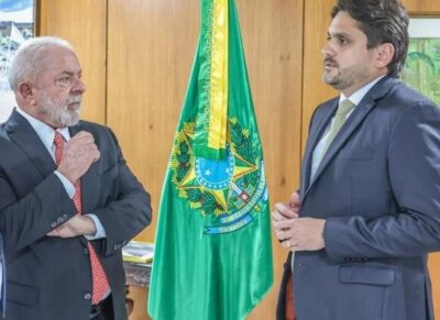 Juscelino Filho usou avião da FAB para voltar à praia após reunião com Lula