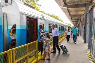 Trem de passageiros da Vale suspende circulação após bloqueio do MST