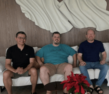 Preocupado, Othelino vai com Carlos Lula e Rodrigo Lago falar com o chefe do MP