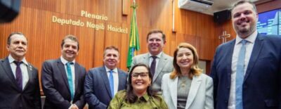 Assembleia faz história com eleição unânime de Andreia Resende como 1ª vice-presidente