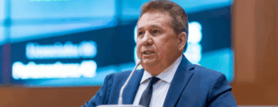 Deputado Ariston solicita ao governo inclusão de água mineral em cestas básicas