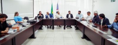 Frente Parlamentar em Defesa da Baixada amplia discussões sobre construção de diques com Codevasf e Sema