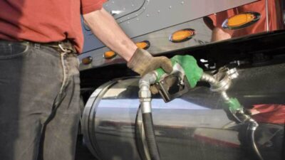 Petrobras anuncia reajuste no preço do óleo diesel em R$ 0,22 nas distribuidoras