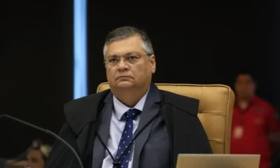 Flávio Dino rejeita a alegação de Sóstenes Cavalcante para não explicar fala sobre emendas