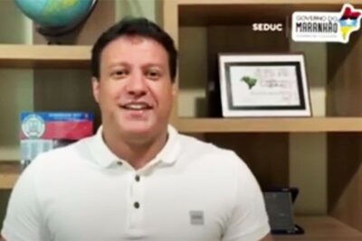 Felipe Camarão presta homenagem aos professores