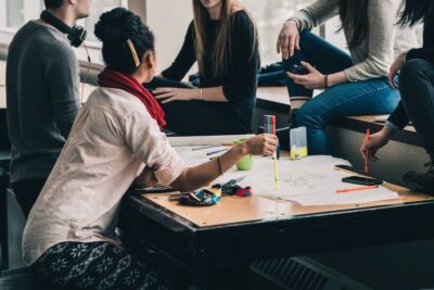 5 dicas para encontrar a moradia ideal para o início da vida universitária