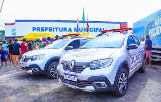 Ao lado de Deputados e do Prefeito Wallas Rocha Iracema Vale participa da programação de aniversário de São Benedito do Rio Preto
