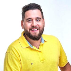 VEREADOR DANIEL BARROS É DENUNCIADO À POLÍCIA POR EMPURRAR PORTÃO PARA INVADIR CRECHE E AGREDIR DIRETORA NO POVOADO BREJINHO, EM CAXIAS