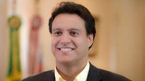 Cenário político mostra que Felipe Camarão é o nome mais forte para sucessão de Carlos Brandão…