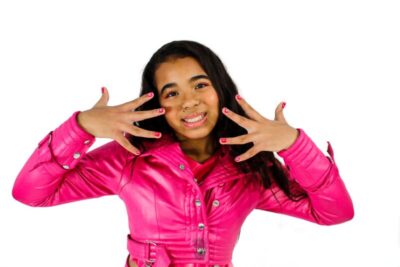 Digital influencer mirim Bianca Frazão chega a São Luís