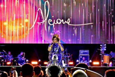 Alcione, Viviane Batidão e Oh Polêmico agitam a segunda noite de Carnaval na Cidade do Carnaval, em São Luís
