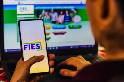 MEC disponibiliza 112.000 vagas no FIES para 2025 com prioridade para estudantes de baixa renda