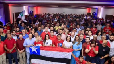 Participantes de ato do PCdoB mantêm discurso de unidade e conciliação