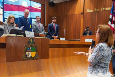 Helena Duailibe toma posse como deputada estadual na Assembleia