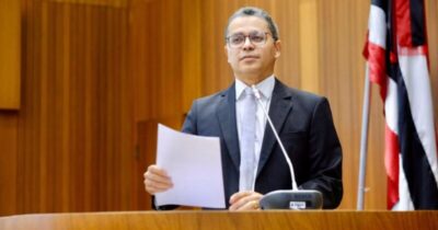 Deputado critica impostos mesmo com recorde de arrecadação