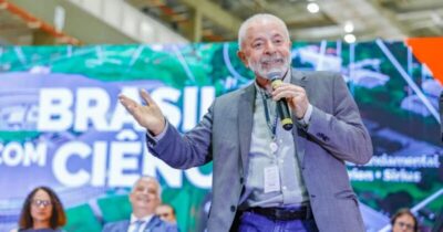 Mais da metade das obras públicas no Brasil está paralisada