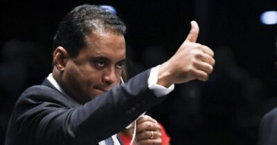 Senado aprova relatório de Weverton que eleva conta de luz