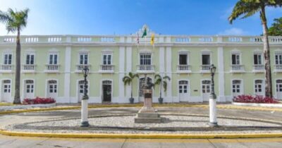 Justiça exige ajuste em edital de concurso para professor