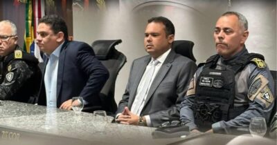 Deputado com histórico de violência recebe homenagem da PMMA