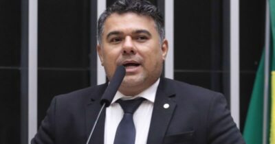Mandato interino de deputado pouco votado chega ao fim