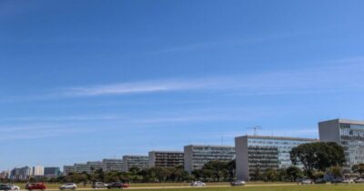 Reajuste a servidores impõe custo de R$ 74 bi até 2027