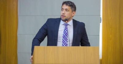 Anderson Lindoso deixa cargo na secretaria de educação