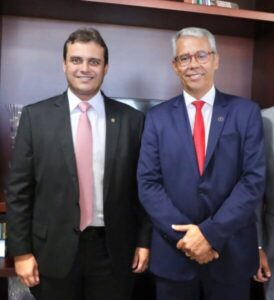 Em visita institucional, Glalbert Cutrim e Paulo Velten reforçam relação de harmonia entre o Legislativo e o Executivo