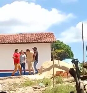 VEREADOR NEY VERAS AGRIDE PREFEITO EM SÃO BENEDITO DO RIO PRETO
