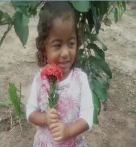 PAI E MADRASTA SÃO PRESOS POR ESPANCAR E MATAR CRIANÇA DE 4 ANOS EM SÍTIO NOVO