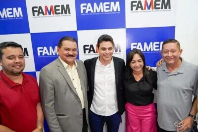 RUBÃO ACOMPANHA PROCESSO DE VOTAÇÃO QUE ACLAMARÁ IVO REZENDE PRESIDENTE DA FAMEM