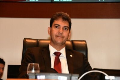 VEREADORES REJEITAM DOIS PEDIDOS DE IMPEACHMENT DO PREFEITO EDUARDO BRAIDE